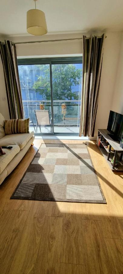 360 Serviced Accommodations - Colchester Marine Quay - 1 Double Bedroom Apartment ภายนอก รูปภาพ